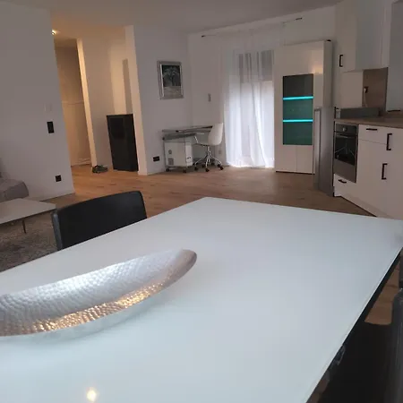 Lägenhet Komfortables 2-zimmer In *